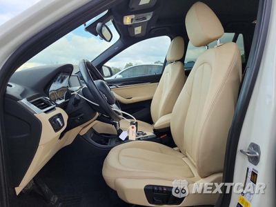 Zdjęcie 7 z 14 samochodu: 2017 BMW X1 DRIVE VIN:WBXHT3C36H5F83633 - miniatura