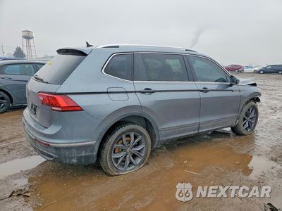 Trzecie zdjęcie samochodu z tyłu: 2023 VOLKSWAGEN TIGUAN SE VIN:3VV3B7AX9PM011020 - miniatura