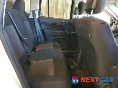 Zdjęcie 11 z 12 samochodu: 2014 JEEP COMPASS SPORT VIN:1C4NJCBAXED742853 - miniatura