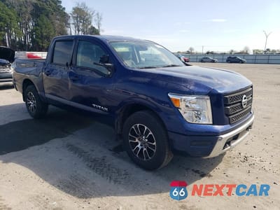 Czwarte zdjęcie samochodu z boku: 2022 NISSAN TITAN SV VIN:1N6AA1ED4NN103285 - miniatura