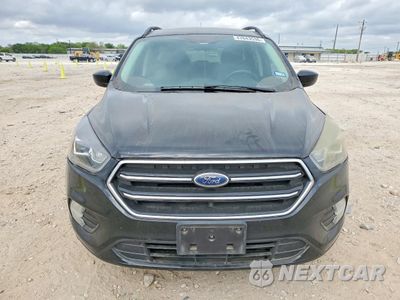 Piąte zdjęcie samochodu w środku: 2018 FORD ESCAPE SE VIN:1FMCU0GD5JUA37092 - miniatura