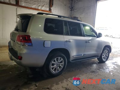 Trzecie zdjęcie samochodu z tyłu: 2016 TOYOTA LAND CRUISER BASE VIN:JTMCY7AJ4G4043491 - miniatura