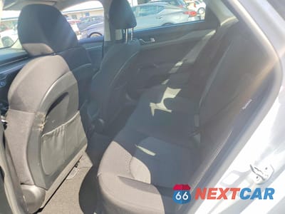 Zdjęcie 10 z 12 samochodu: 2025 KIA K5 LXS VIN:KNAG24J7XS5345616 - miniatura