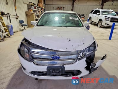 Piąte zdjęcie samochodu w środku: 2011 FORD FUSION SE VIN:3FAHP0HA1BR255941 - miniatura