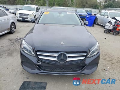 Piąte zdjęcie samochodu w środku: 2018 MERCEDES-BENZ C 300 VIN:WDDWF4JB4JR390930 - miniatura