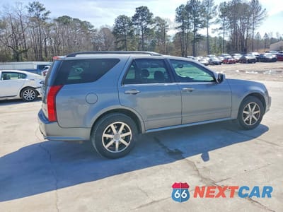 Trzecie zdjęcie samochodu z tyłu: 2004 CADILLAC SRX VIN:1GYEE63A540142794 - miniatura