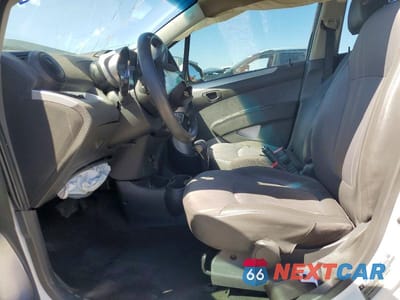 Zdjęcie 7 z 11 samochodu: 2015 CHEVROLET SPARK 1LT VIN:KL8CD6S96FC749224 - miniatura