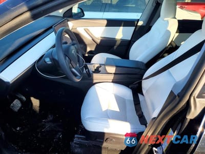 Zdjęcie 7 z 11 samochodu: 2021 TESLA MODEL Y VIN:5YJYGDEE3MF198011 - miniatura