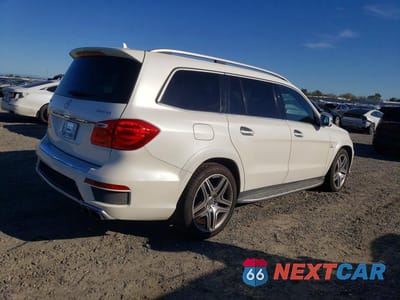 Trzecie zdjęcie samochodu z tyłu: 2014 MERCEDES-BENZ GL 63 AMG VIN:4JGDF7EE7EA395403 - miniatura