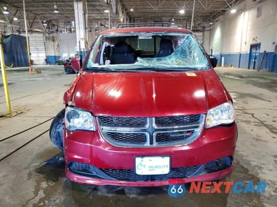Piąte zdjęcie samochodu w środku: 2016 DODGE GRAND CARAVAN SXT VIN:2C4RDGCG2GR181518 - miniatura