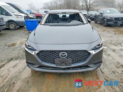 Piąte zdjęcie samochodu w środku: 2022 MAZDA 3 SELECT VIN:JM1BPABL2N1508490 - miniatura