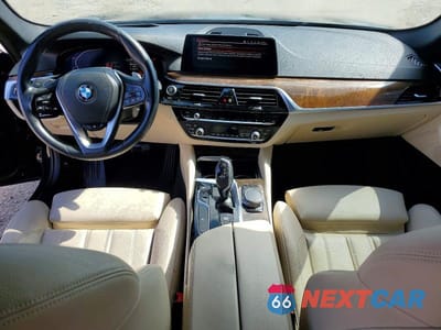 Zdjęcie 8 z 12 samochodu: 2020 BMW 530 XI VIN:WBAJR7C0XLBP96342 - miniatura