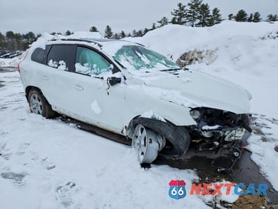 Czwarte zdjęcie samochodu z boku: 2010 VOLVO XC60 3.2 VIN:YV4960DZ8A2122039 - miniatura