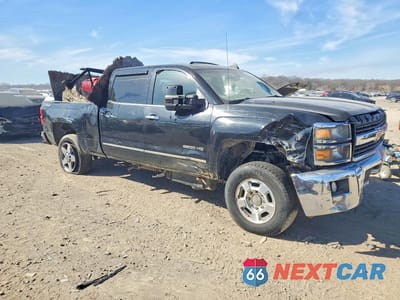 Czwarte zdjęcie samochodu z boku: 2015 CHEVROLET SILVERADO K2500 HEAVY DUTY LTZ VIN:1GC1KWE83FF568992 - miniatura