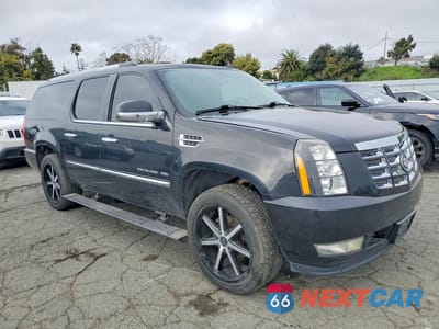Czwarte zdjęcie samochodu z boku: 2011 CADILLAC ESCALADE ESV PREMIUM VIN:1GYS4JEF8BR298631 - miniatura