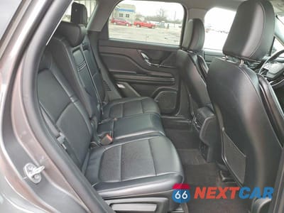 Zdjęcie 11 z 13 samochodu: 2022 LINCOLN TOWNHOUSE CORSAIR VIN:5LMCJ1D95NUL17743 - miniatura