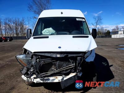 Piąte zdjęcie samochodu w środku: 2015 MERCEDES-BENZ SPRINTER 2500 VIN:WD3PE8DC1FP139177 - miniatura