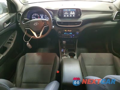 Zdjęcie 8 z 12 samochodu: 2021 HYUNDAI TUCSON SEL VIN:KM8J33AL6MU385726 - miniatura