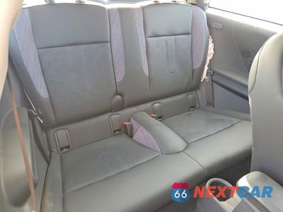 Zdjęcie 11 z 12 samochodu: 2025 MINI COOPER BASE VIN:WMW13GD04S2X06990 - miniatura