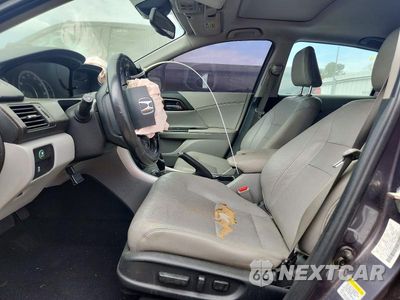 Zdjęcie 13 z 24 samochodu: 2015 HONDA ACCORD TOURING VIN:1HGCR3F95FA008111 - miniatura