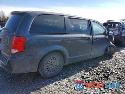Trzecie zdjęcie samochodu z tyłu: 2018 DODGE GRAND CARAVAN SE VIN:2C4RDGBG6JR303385 - miniatura