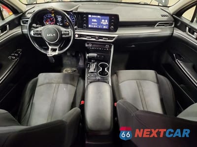 Zdjęcie 8 z 12 samochodu: 2022 KIA K5 LXS VIN:5XXG14J23NG093217 - miniatura