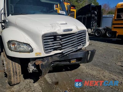 Zdjęcie 9 z 10 samochodu: 2013 FREIGHTLINER M2 106 MEDIUM DUTY VIN:1FVACWDT3DHFG9390 - miniatura