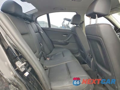 Zdjęcie 10 z 11 samochodu: 2011 BMW 328 XI VIN:WBAPK7C54BF082935 - miniatura