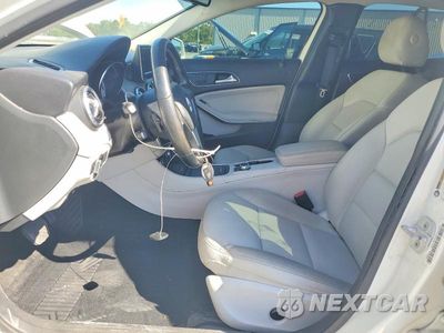 Zdjęcie 7 z 12 samochodu: 2015 MERCEDES-BENZ GLA 250 VIN:WDCTG4EBXFJ185441 - miniatura
