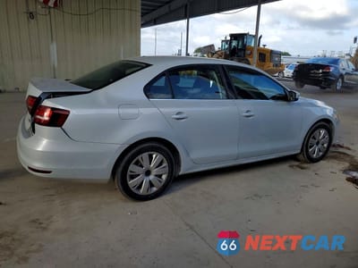 Trzecie zdjęcie samochodu z tyłu: 2017 VOLKSWAGEN JETTA 4D S VIN:3VW2B7AJ0HM374200 - miniatura