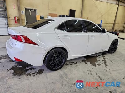 Trzecie zdjęcie samochodu z tyłu: 2016 LEXUS IS 300 BASE VIN:JTHCM1D2XG5005382 - miniatura