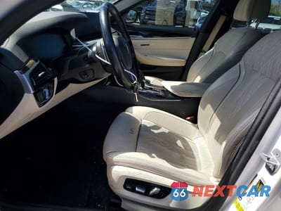 Zdjęcie 7 z 11 samochodu: 2021 BMW 530 I VIN:WBA53BH03MCF03913 - miniatura