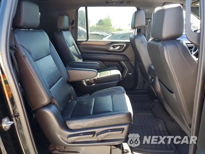 Zdjęcie 11 z 13 samochodu: 2022 CHEV SUBURBAN C VIN:1GNSCCKD2NR122502 - miniatura