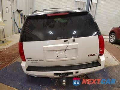 Zdjęcie 6 z 12 samochodu: 2011 GMC YUKON XL K1500 SLT VIN:1GKS2KE38BR224900 - miniatura