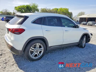 Trzecie zdjęcie samochodu z tyłu: 2021 MERCEDES-BENZ GLA 250 VIN:W1N4N4GB5MJ195314 - miniatura