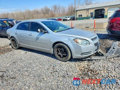 Czwarte zdjęcie samochodu z boku: 2009 CHEVROLET MALIBU LS VIN:1G1ZG57B49F183977 - miniatura
