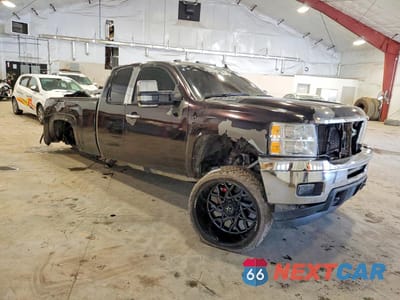 Czwarte zdjęcie samochodu z boku: 2013 CHEVROLET SILVERADO K2500 HEAVY DUTY LT VIN:1GC2KXC88DZ222557 - miniatura