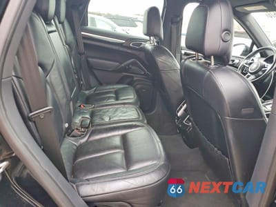 Zdjęcie 11 z 13 samochodu: 2016 PORSCHE CAYENNE SE HYBRID VIN:WP1AE2A23GLA17626 - miniatura
