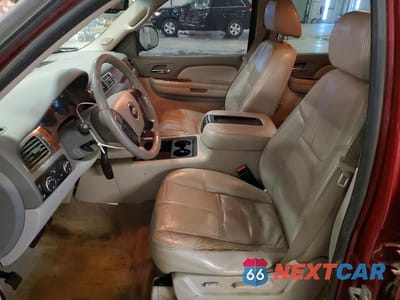 Zdjęcie 7 z 13 samochodu: 2007 CHEVROLET SUBURBAN K1500 VIN:1GNFK16317J220089 - miniatura