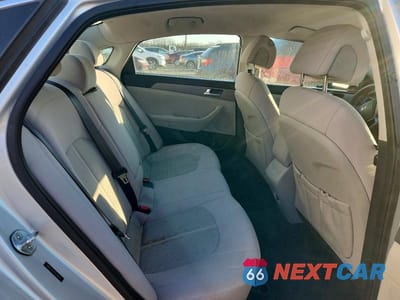 Zdjęcie 10 z 11 samochodu: 2016 HYUNDAI SONATA SE VIN:5NPE24AF1GH279658 - miniatura
