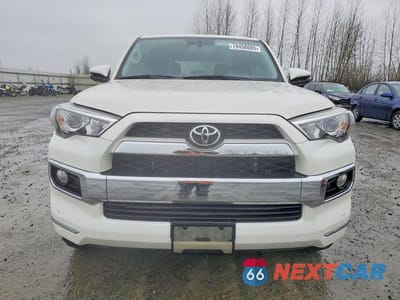 Piąte zdjęcie samochodu w środku: 2018 TOYOTA 4RUNNER LIMITED VIN:JTEBU5JR5J5604022 - miniatura