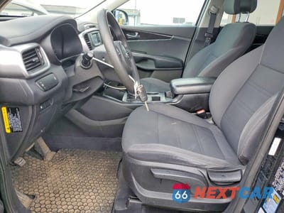 Zdjęcie 7 z 13 samochodu: 2016 KIA SORENTO LX V6 VIN:5XYPGDA56GG131725 - miniatura