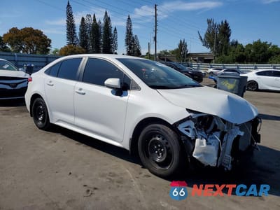 Czwarte zdjęcie samochodu z boku: 2024 TOYOTA COROLLA LE VIN:5YFB4MDE2RP204909 - miniatura