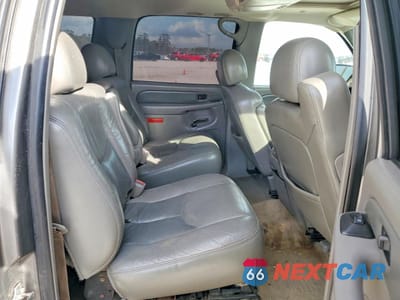 Zdjęcie 11 z 13 samochodu: 2005 GMC YUKON XL DENALI VIN:1GKFK66U45J241602 - miniatura