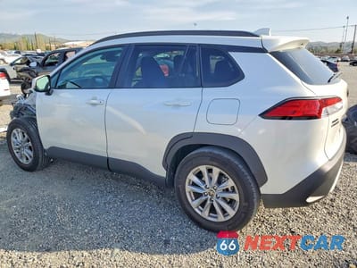 Drugie zdjęcie samochodu z przodu: 2022 TOYOTA COROLLA CROSS LE VIN:7MUCAABG7NV032514 - miniatura