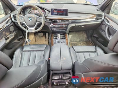 Zdjęcie 8 z 12 samochodu: 2017 BMW X5 XDRIVE35I VIN:5UXKR0C33H0V69777 - miniatura