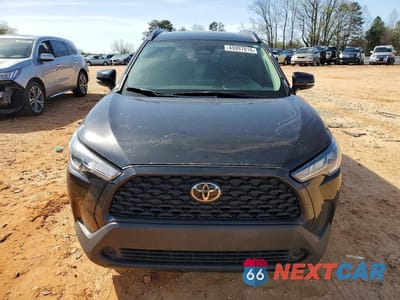 Piąte zdjęcie samochodu w środku: 2024 TOYOTA COROLLA CROSS LE VIN:7MUBAAAG7RV089783 - miniatura