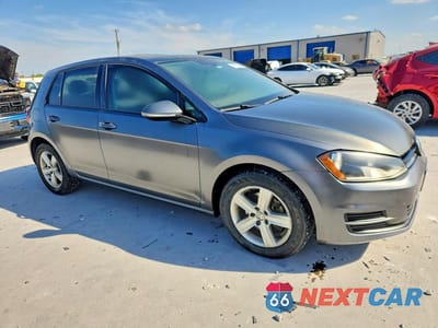 Czwarte zdjęcie samochodu z boku: 2017 VOLKSWAGEN GOLF S VIN:3VW217AU7HM018940 - miniatura