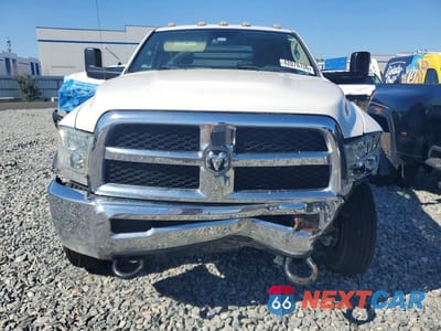 Piąte zdjęcie samochodu w środku: 2017 RAM 5500 FLATBED TRUCK VIN:3C7WRNAL1HG557550 - miniatura