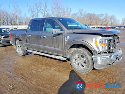 Czwarte zdjęcie samochodu z boku: 2023 FORD F150 SUPERCREW VIN:1FTEW1EP5PFB03048 - miniatura